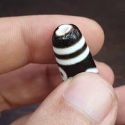Himalayan tibetan 8 eyes pattern agate dzi bead spiritual amulet bead
