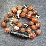Antique style old himalayan tibetan agate beads unique pattern dzi necklace