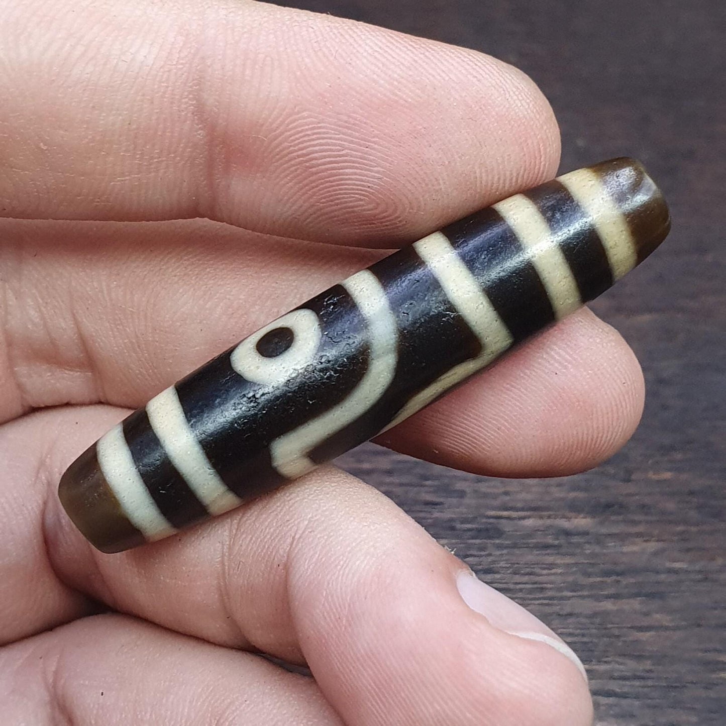 Very unique 5 eyes old himalayan indo tibetan agate dzi bead rare pattern