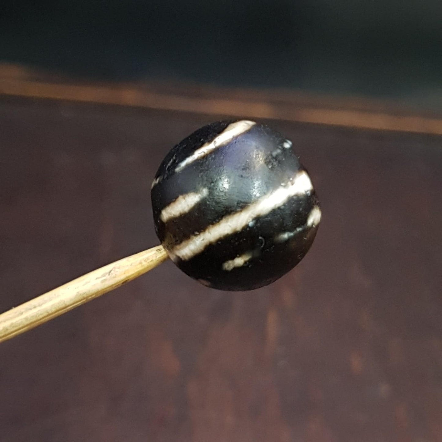 Antique tibetan agate 4 lines goat eyes dzi bead