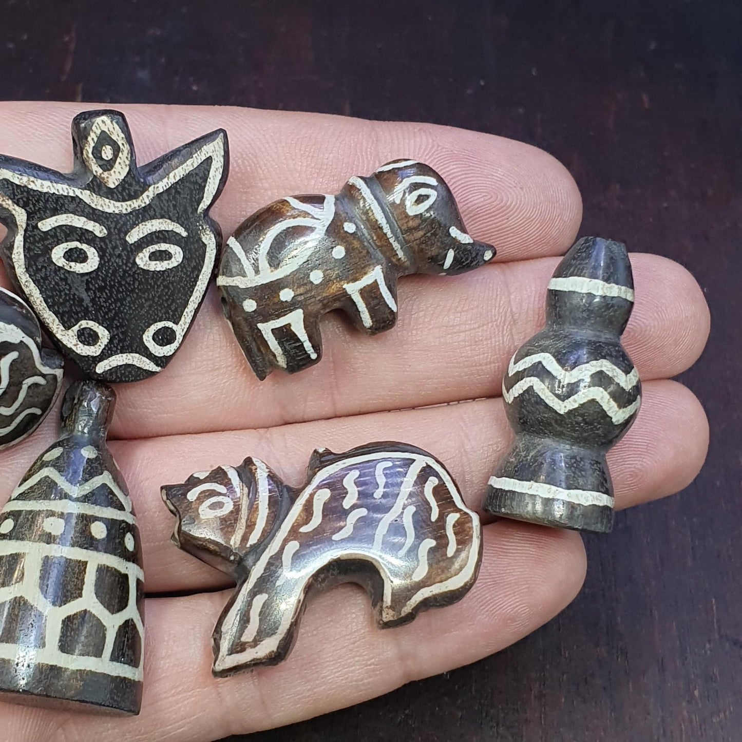 Lot 6 south asian burmese old pyu pumtek petrified wood stone beads pendants