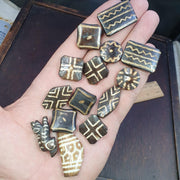 Lot 14 south asian burmese old pyu pumtek stone very rare beads pendants