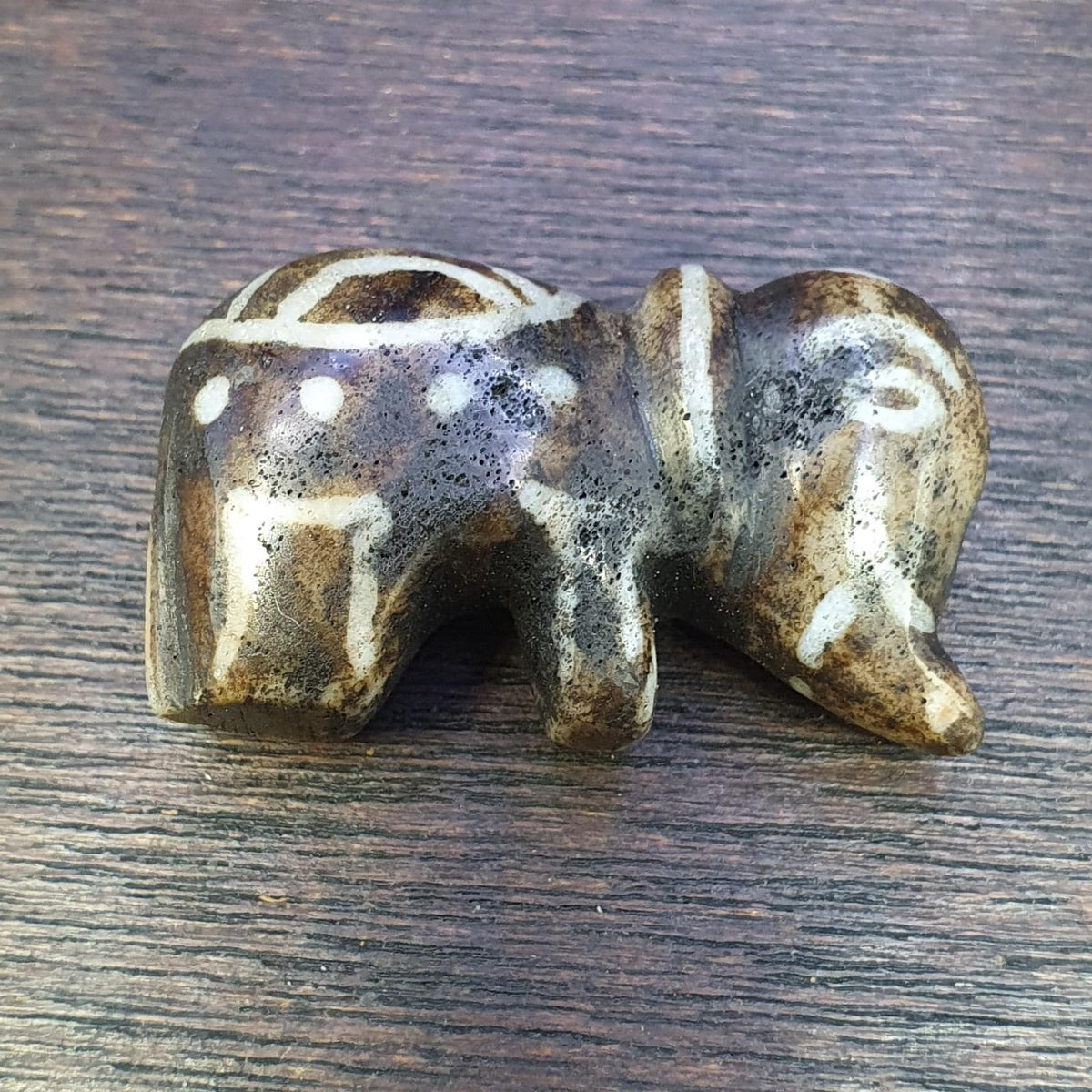 Animal elephant figurine pendent south asian old pumtek pyu bead necklace