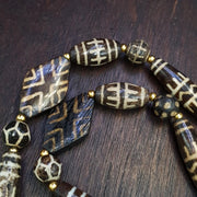 Antique south asian burmese pumtek pyu dzi pattern beads long necklace