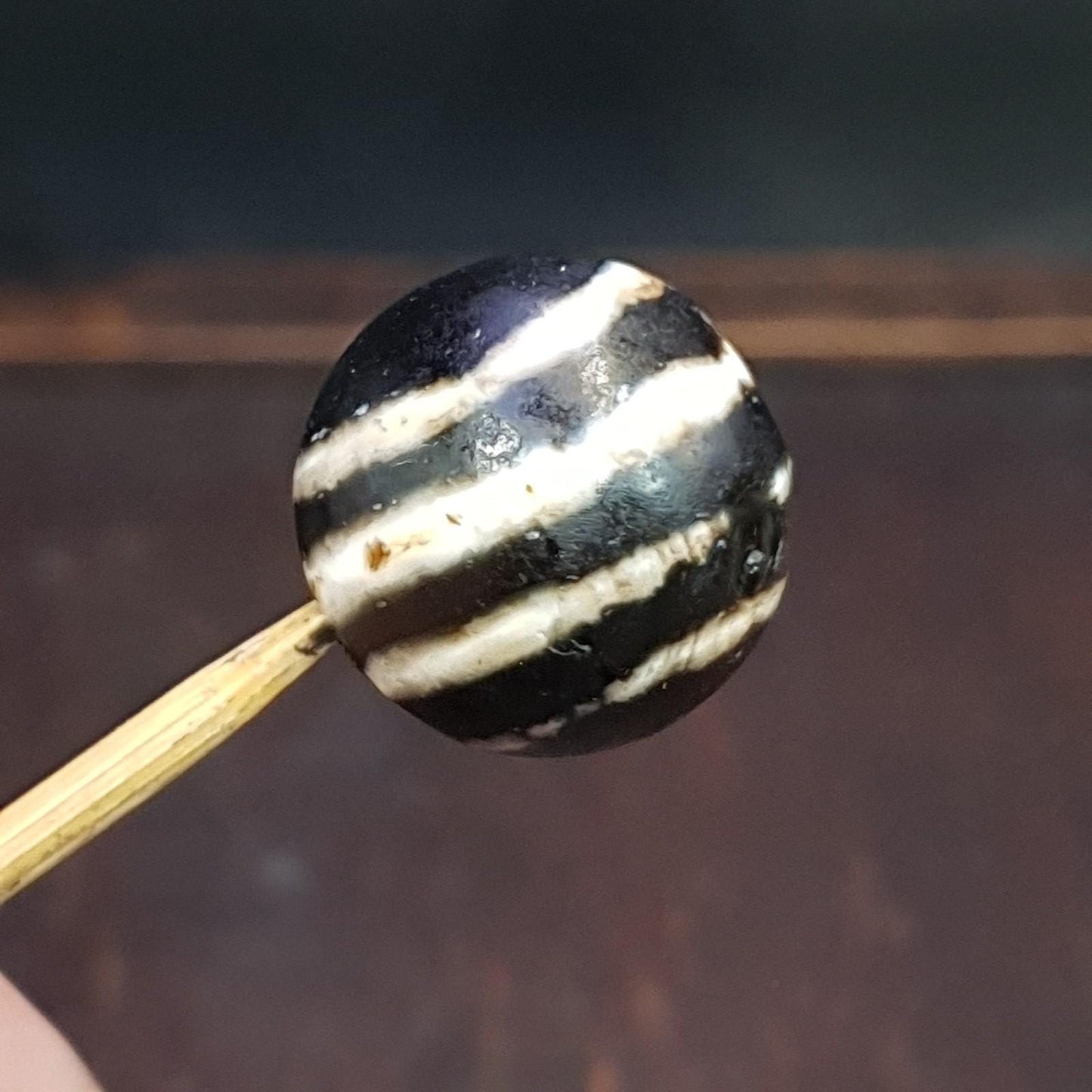 Antique tibetan agate 4 lines goat eyes dzi bead
