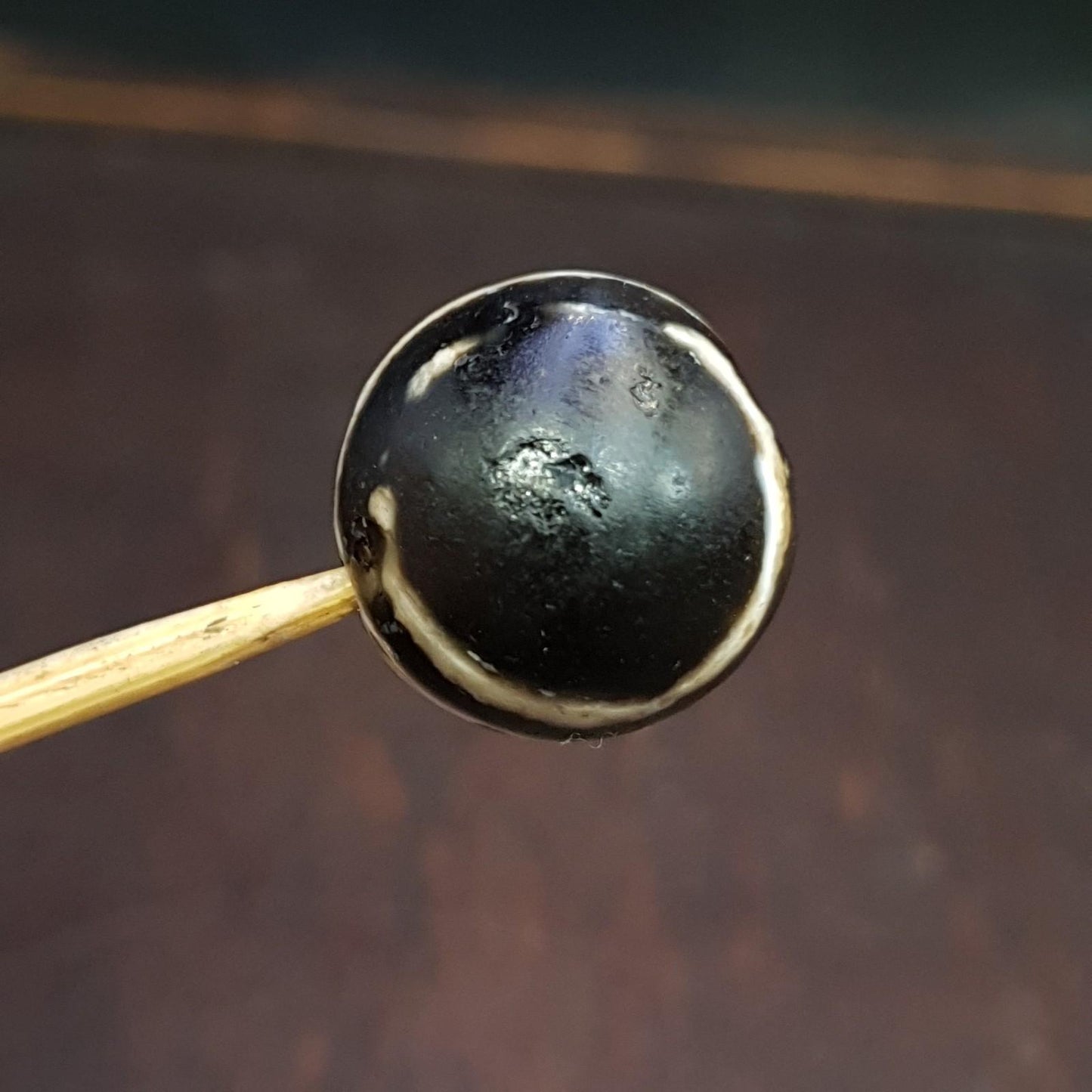 Antique tibetan agate 4 lines goat eyes dzi bead