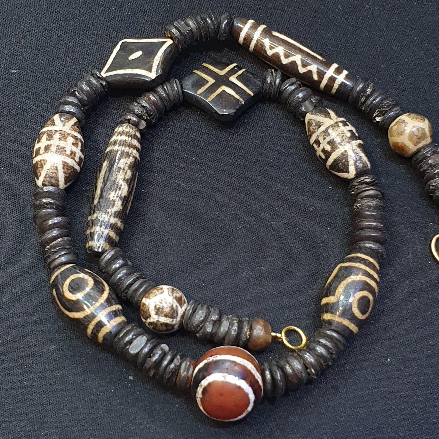 South asian burmese antique dzi agate and pumtek petrified wood beads necklace