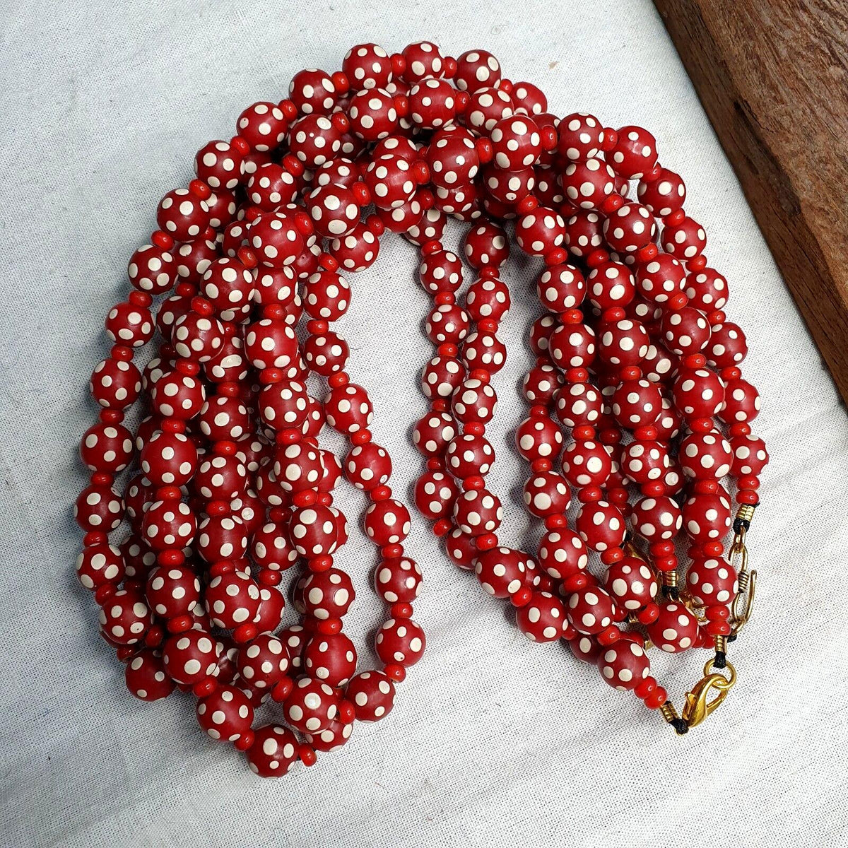 Venetian red whiteheart and venetian inspired red skunk glass beads necklacegift