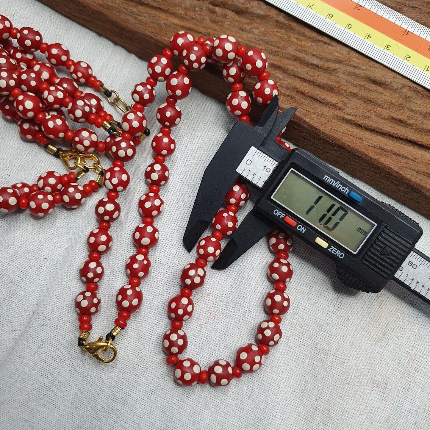 Venetian red whiteheart and venetian inspired red skunk glass beads necklacegift