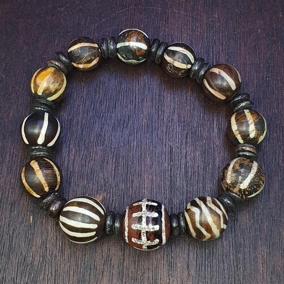 Antique agate with south asian burmese pumtek beads bracelet