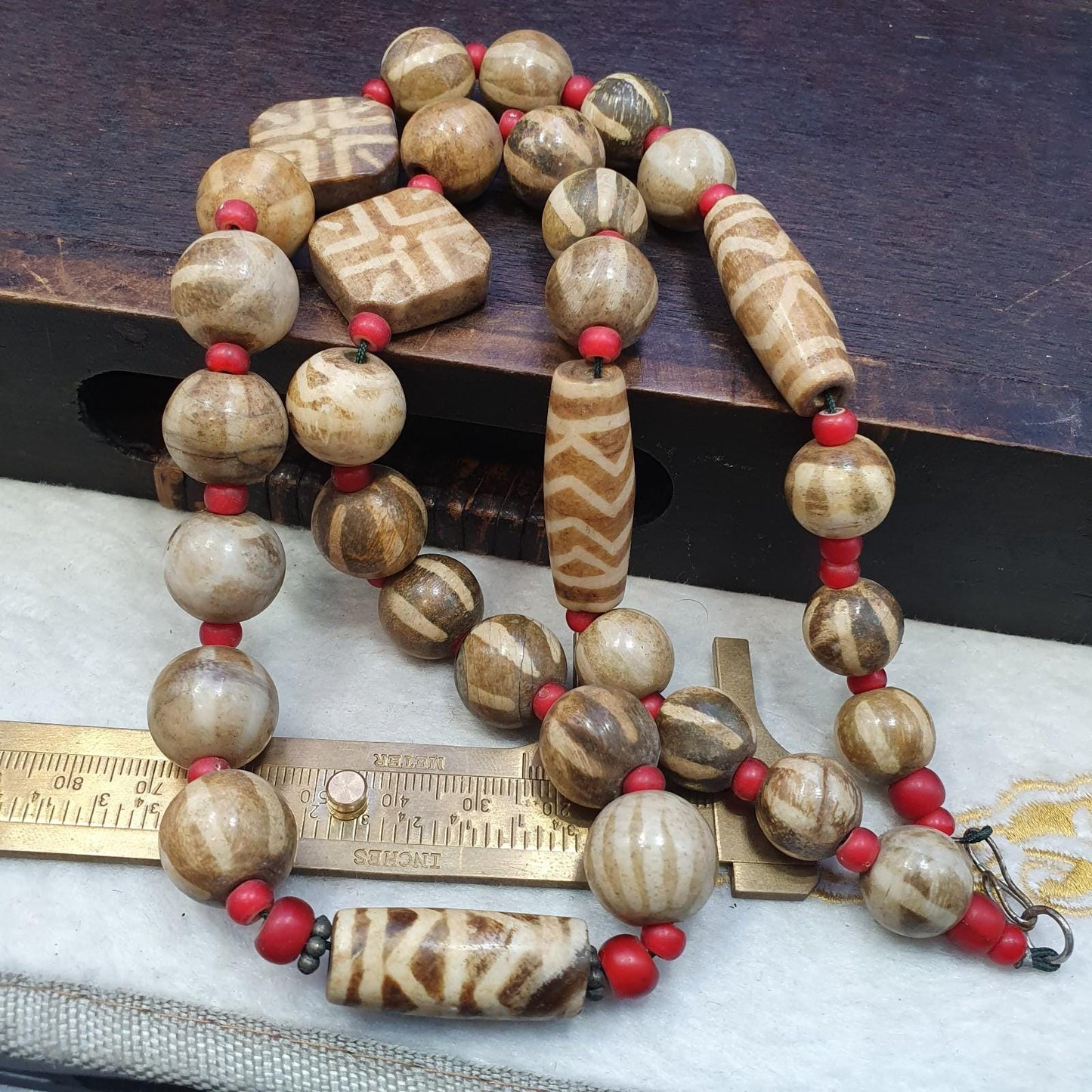Vintage asian burmese old pumtek petrified wood stone beads necklace