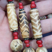 Asian burmese old pumtek petrified wood stone beads long necklace unique pattern