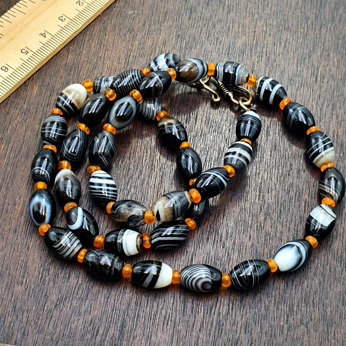 Banded Agate Necklace, Goat Eye Agate, Vintage Style 22"