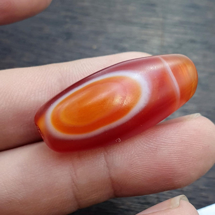 Vintage himalayan tibetan red agate natural eye pattern, protective talisman