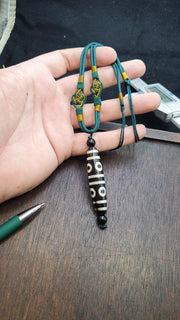 Himalayan tibetan unique patterns 8 eyes dzi agate beads necklace