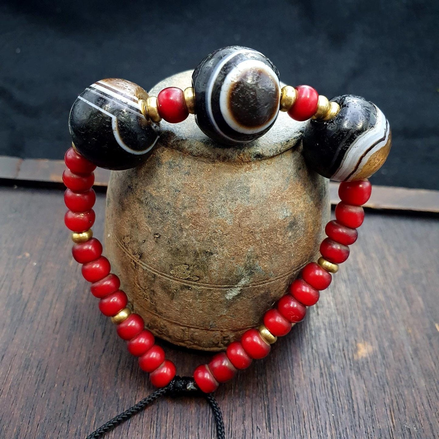 Himalaya goat eye agate stone bead suleimani agate red whiteheart beads bracelet