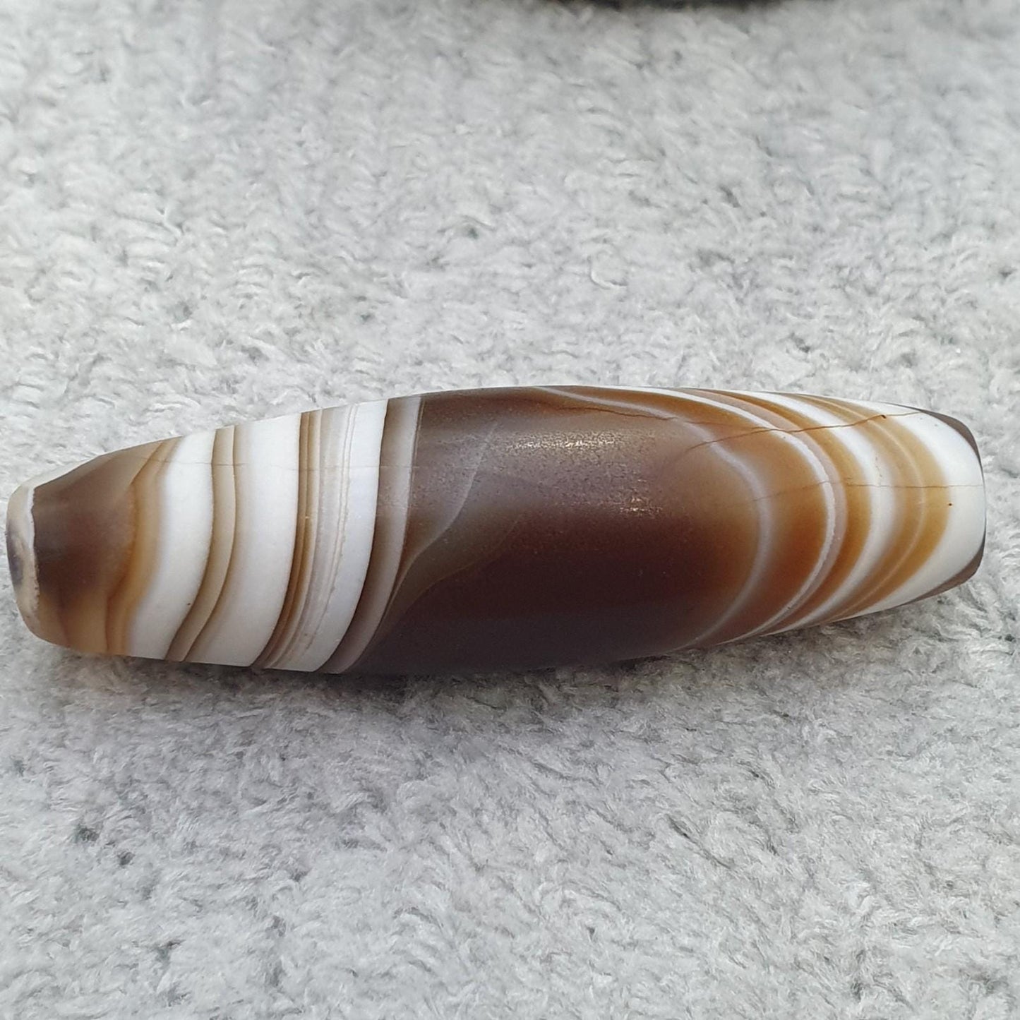 Unique himalayan tibetan agate bead suleimany eye & lines pattern agate amulet