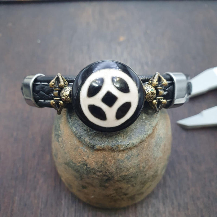 Handcrafted bracelet cross wheel motif  tibetan dzi bead pu leather bracelet