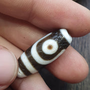Vintage old himalayan indo tibetan pure 2 eyes dzi amulet pendant bead