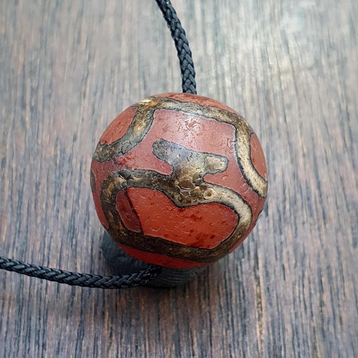 Old tibetan himalayan etched agate  decorated amulet bead #1