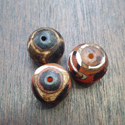 Lot 3 himalayan tibetan central asian etched agate beads decorated bead 19mm
