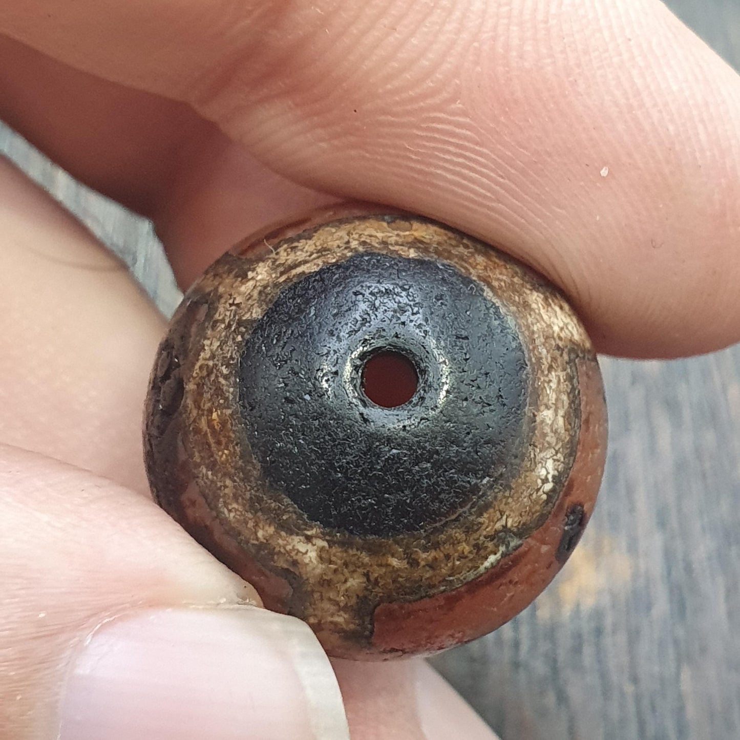 Himalayan indo tibetan central asian etched agate beads decorated bead 20mm