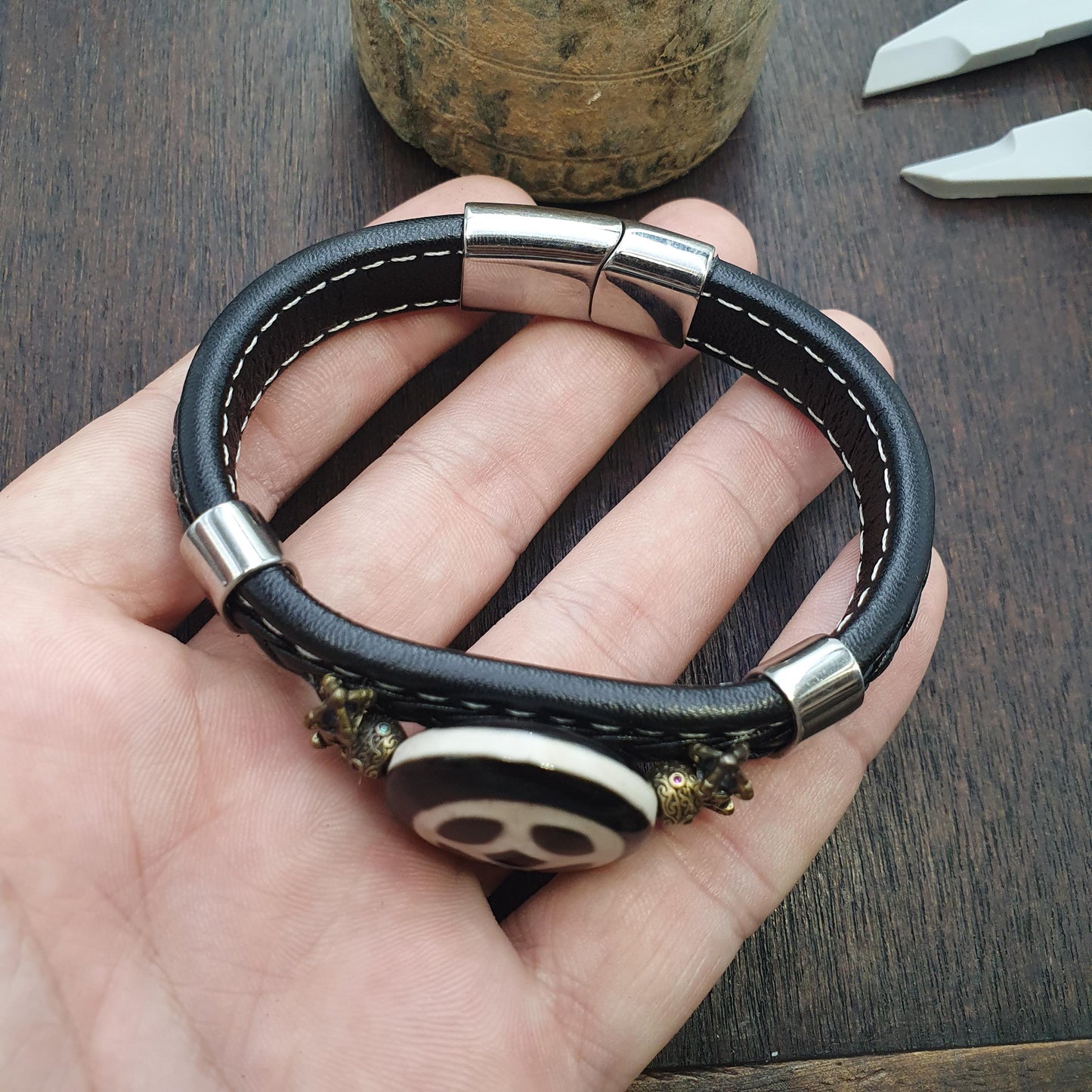Handcrafted bracelet cross wheel motif  tibetan dzi bead pu leather bracelet