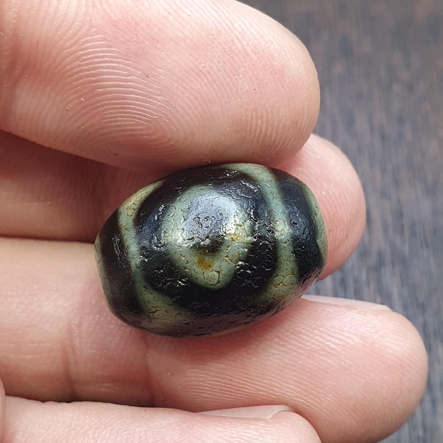 Old tibetan 3 eyes in eyes agate stone dzi bead amulet #41