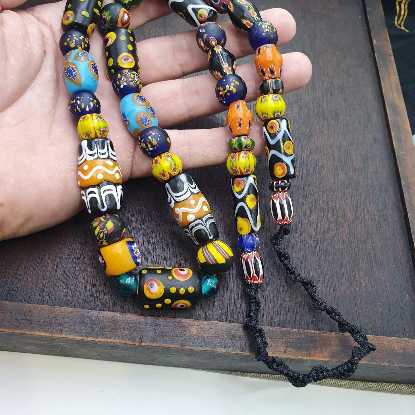 Vintage venetian african style skunk eyes and chevron beads beaded necklace #2