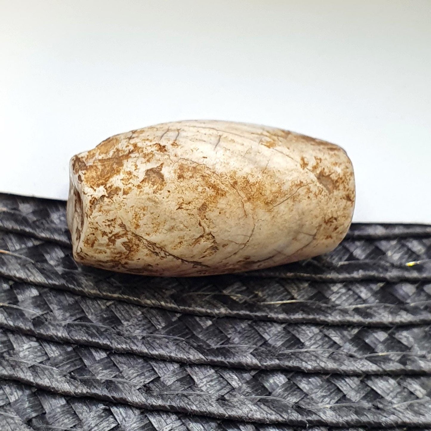 Antique ancient african yemeni agate stone bead amulet 28.8mm