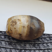 Ancient antique himalayan tibetan banded ntural pattern agate bead amulet