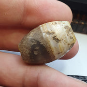 Ancient antique himalayan tibetan banded ntural pattern agate bead amulet