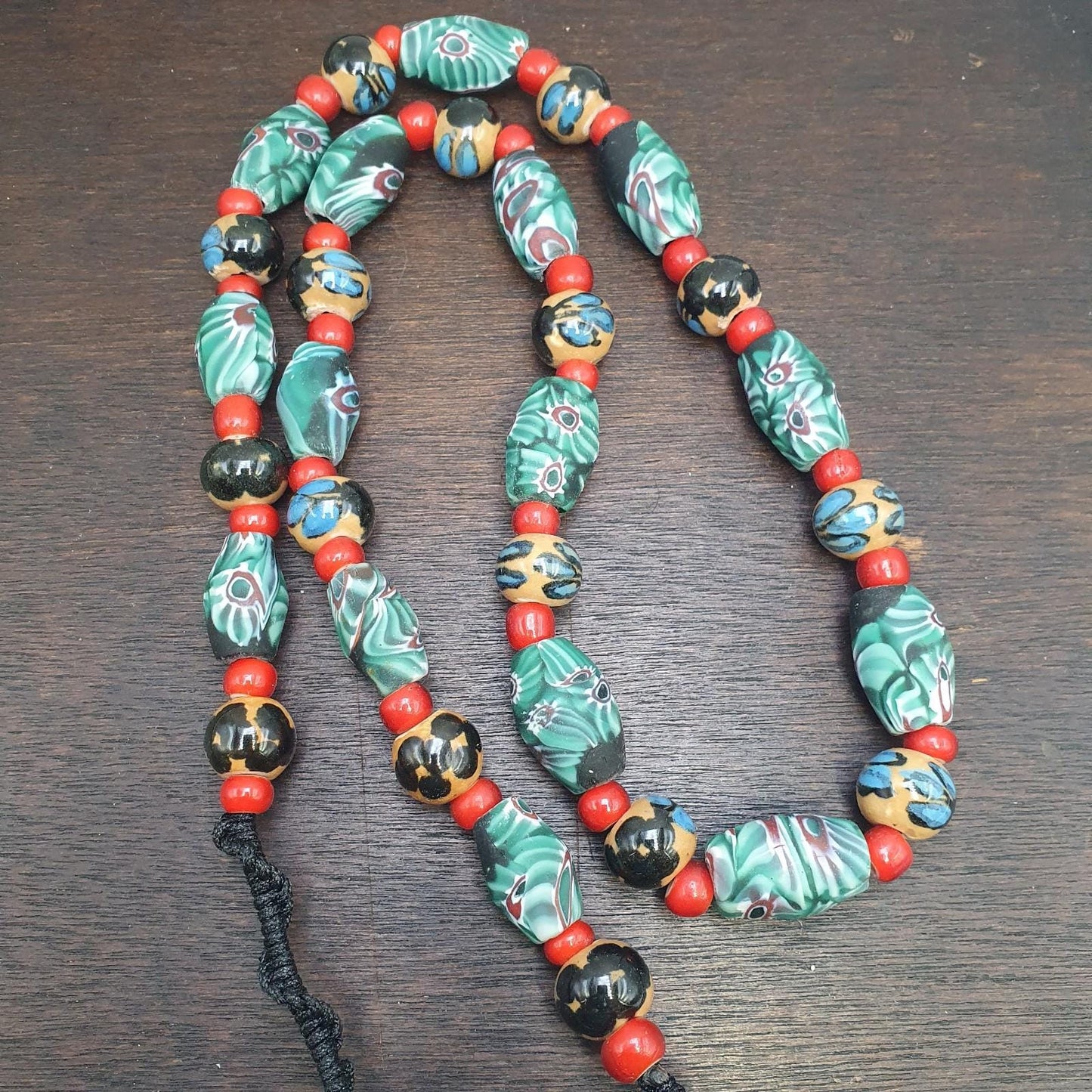 Vintage gabri eye glass venetian whiteheart and handpainted glass beads