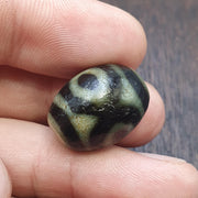Old Tibetan 3 Eyes in Eyes Agate Stone Dzi Bead Amulet #41