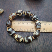 Tibetan hq agate dzi beads with eye & wave motifs spiritual bracelet mala