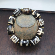 Tibetan Tradition Agate Dzi Beads with Eye & Wave Motifs Spiritual Bracelet Mala