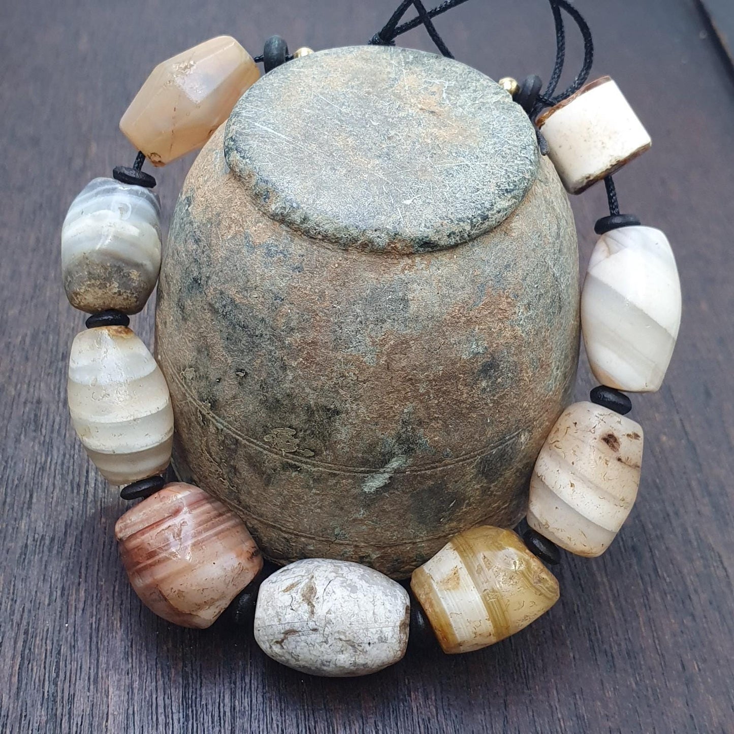 Lot 9 ancient middle eastern yemeni african agate beaded bracelet 1500+ y old