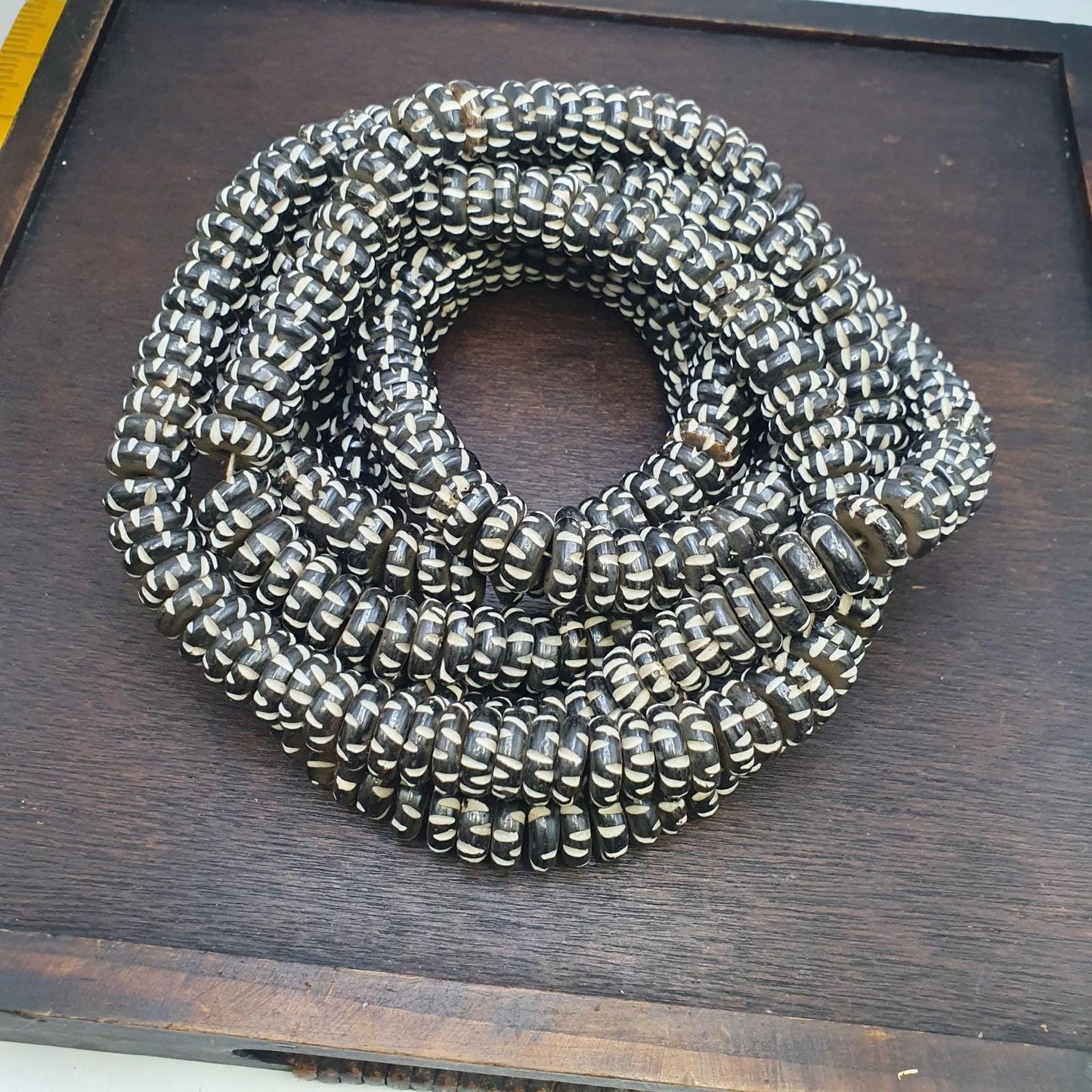 Vintage tibetan yak bone (buffalo) carving beads beaded strand, necklace