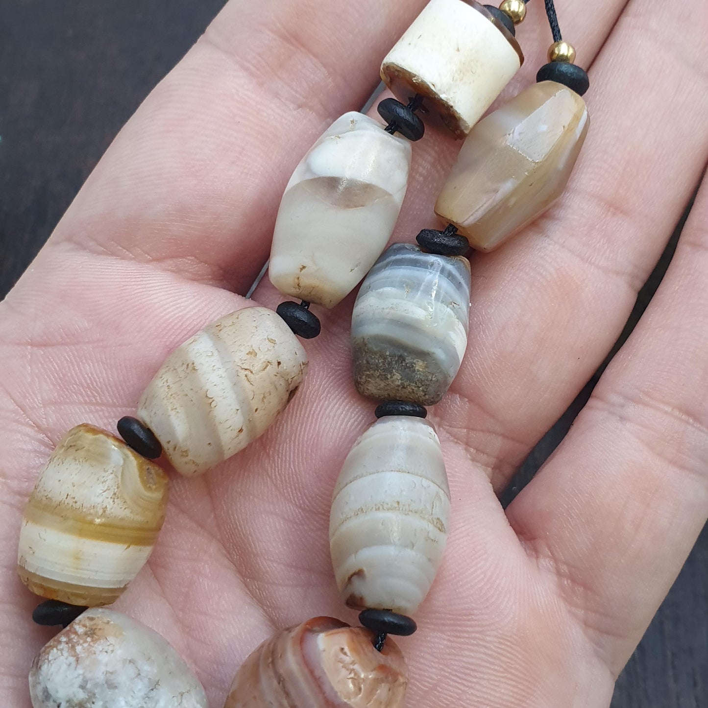 Lot 9 ancient middle eastern yemeni african agate beaded bracelet 1500+ y old