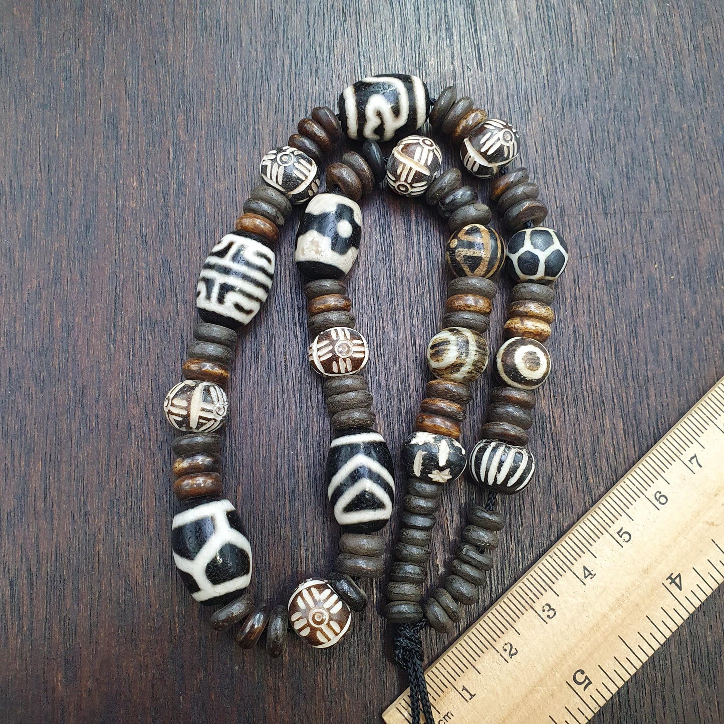 Himalayan indo tibetan 5 dzi agate beads pumtek carving yak bone beaded necklace