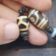 Lot 7 unique patterns tibetan old  agate dzi eye beads protective amulet pendant