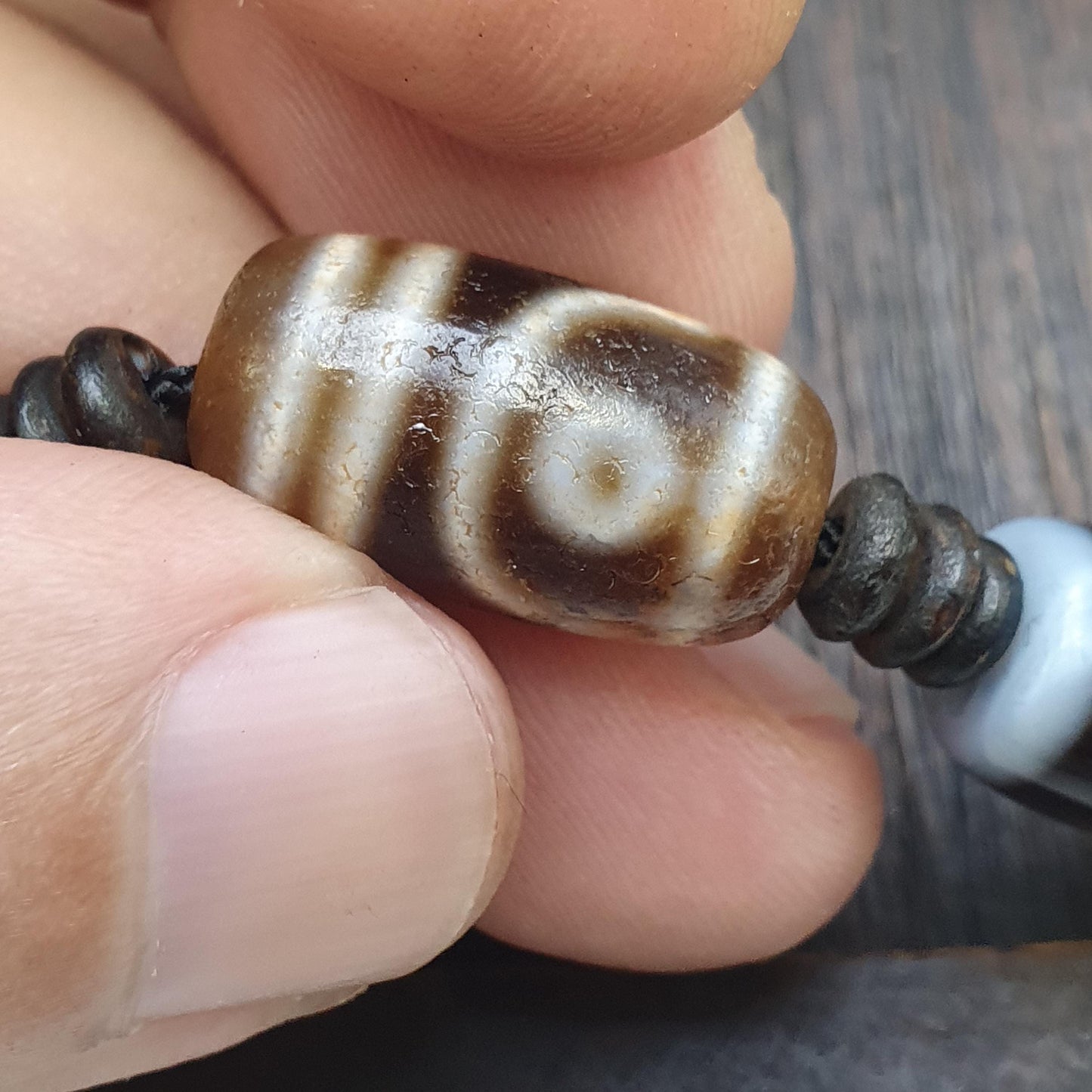 Lot 7 unique patterns tibetan old  agate dzi eye beads protective amulet pendant