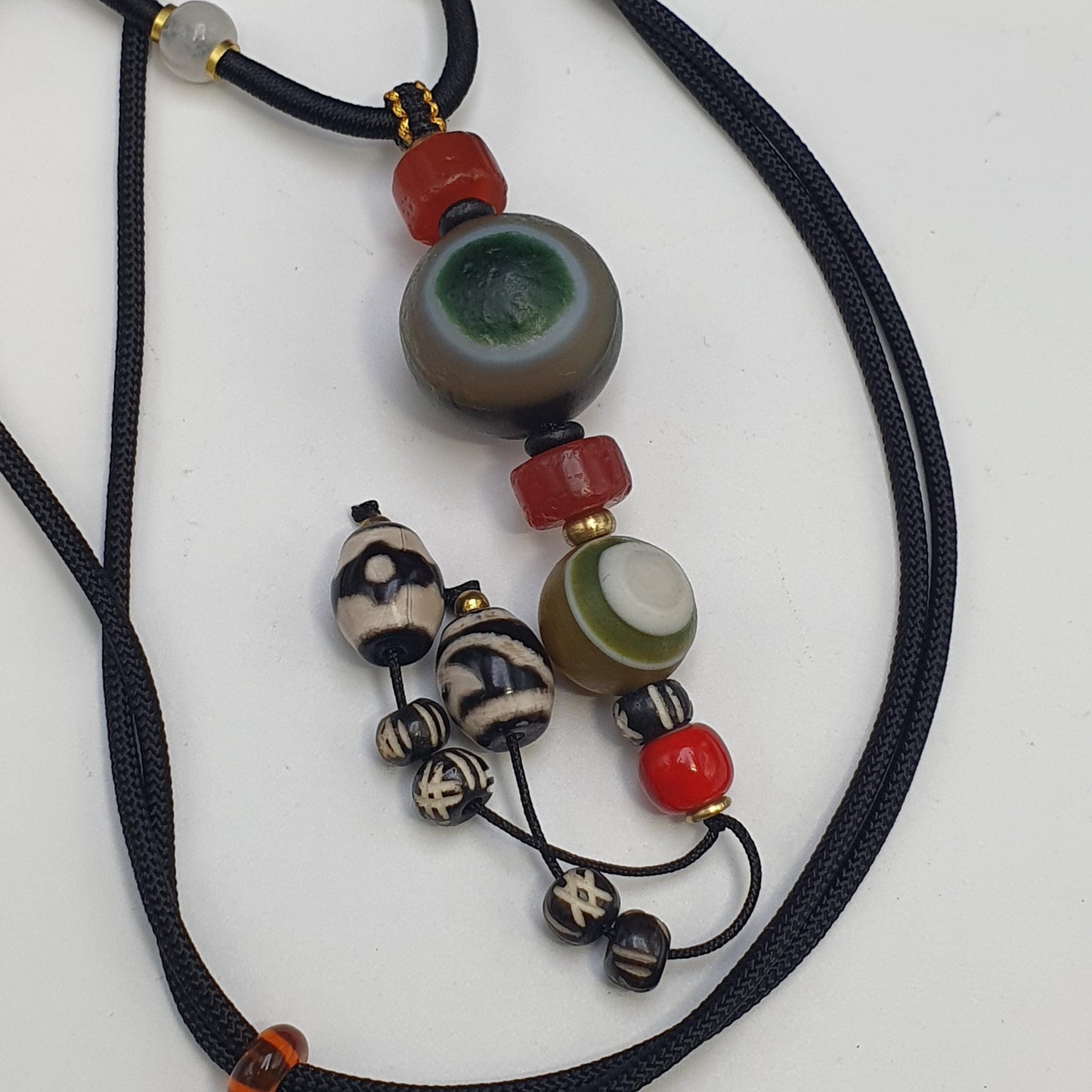 Natural mongolia gobi eyes agate & tibetan carnelian stone bead necklace