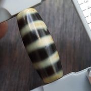 4 Lines Pattern Agate Dzi Bead: Antique Himalayan Spiritual Charm Amulet