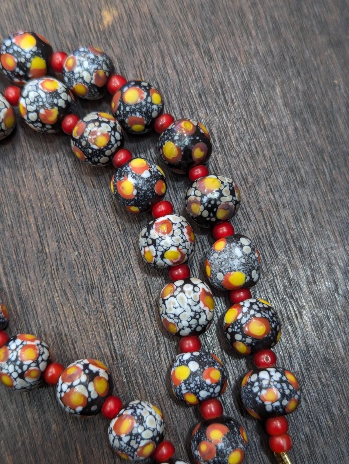 Vintage venetian red white heart and eyes art glass bead necklace