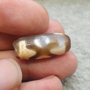 Old tibetan 3 eyed sky and earth agate stone dzi bead amulet