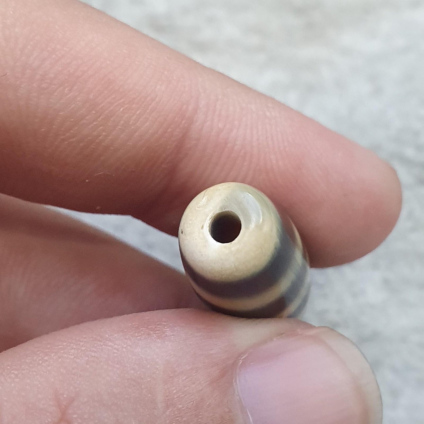 Old tibetan two sky eyes pattern agate stone dzi bead spiritual amulet