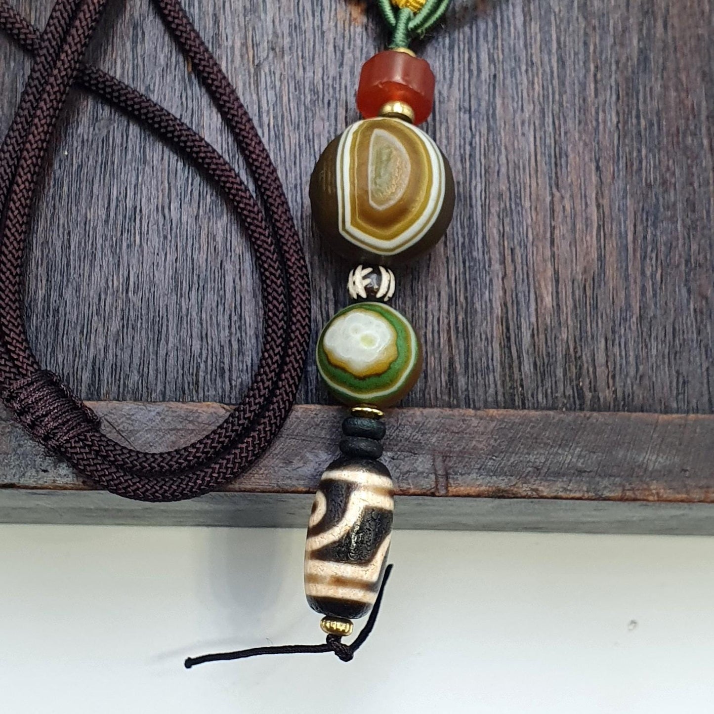 Natural mongolia gobi eyes agate & tibetan dzi agate carnelian bead necklace