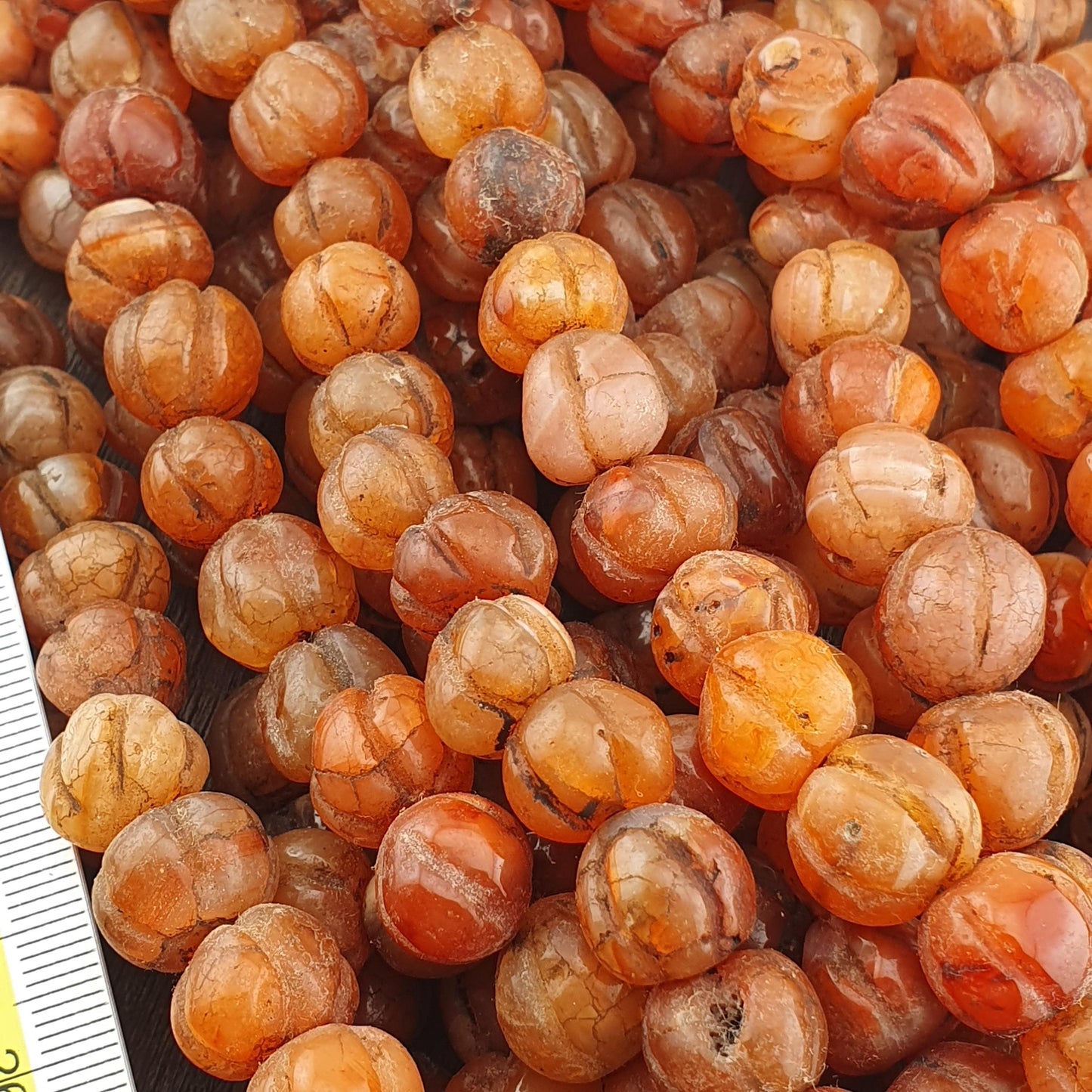 Vintage himalayan tibetan carnelian carved agate melon shape beaded necklace