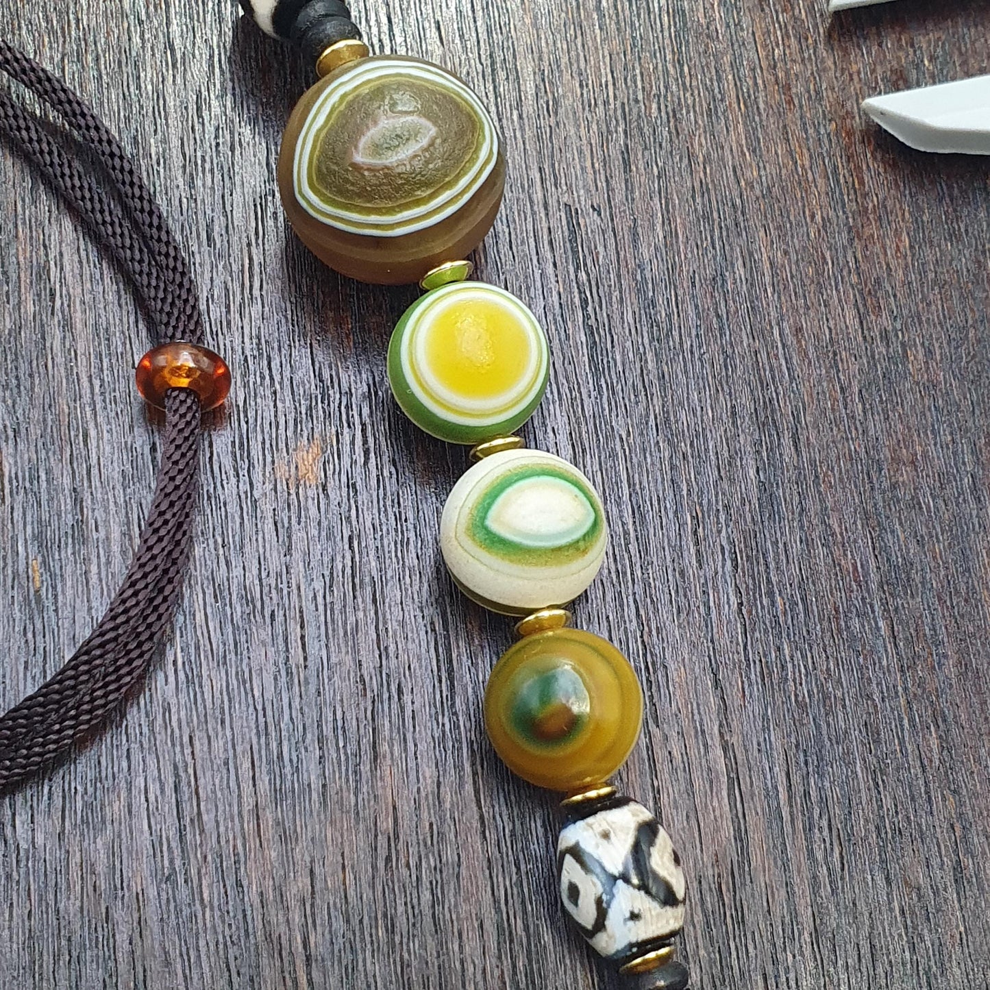 Mongolia gobi desert eyes agate & tibetan dzi agate beads necklace